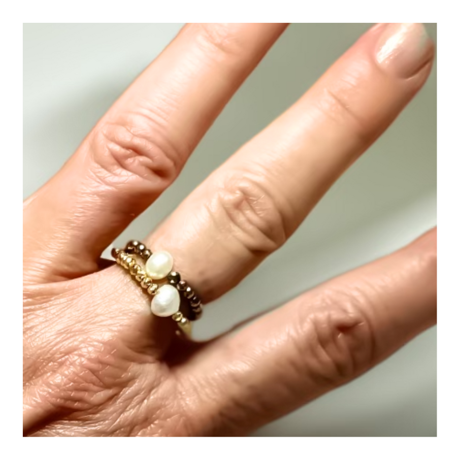Sweet Pea Stretch + Stack Ring